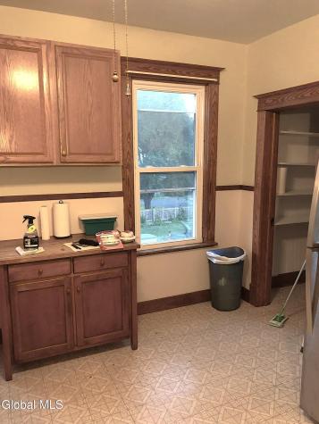 31 Vley Road Scotia NY 12302
