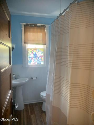 31 Vley Road Scotia NY 12302