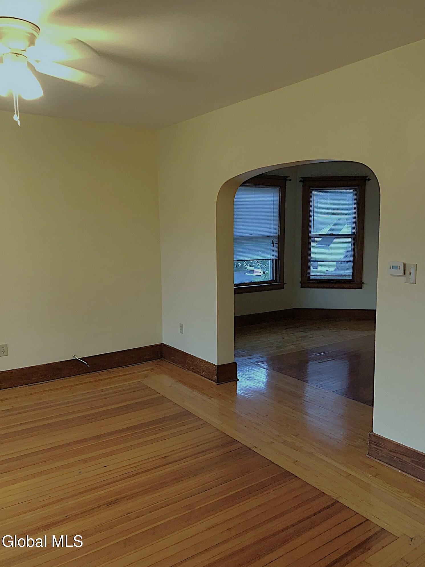 31 Vley Road Scotia NY 12302