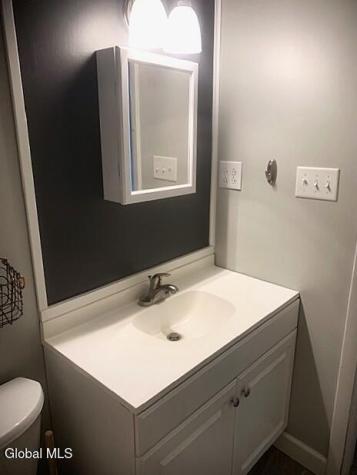 31 Vley Road Scotia NY 12302