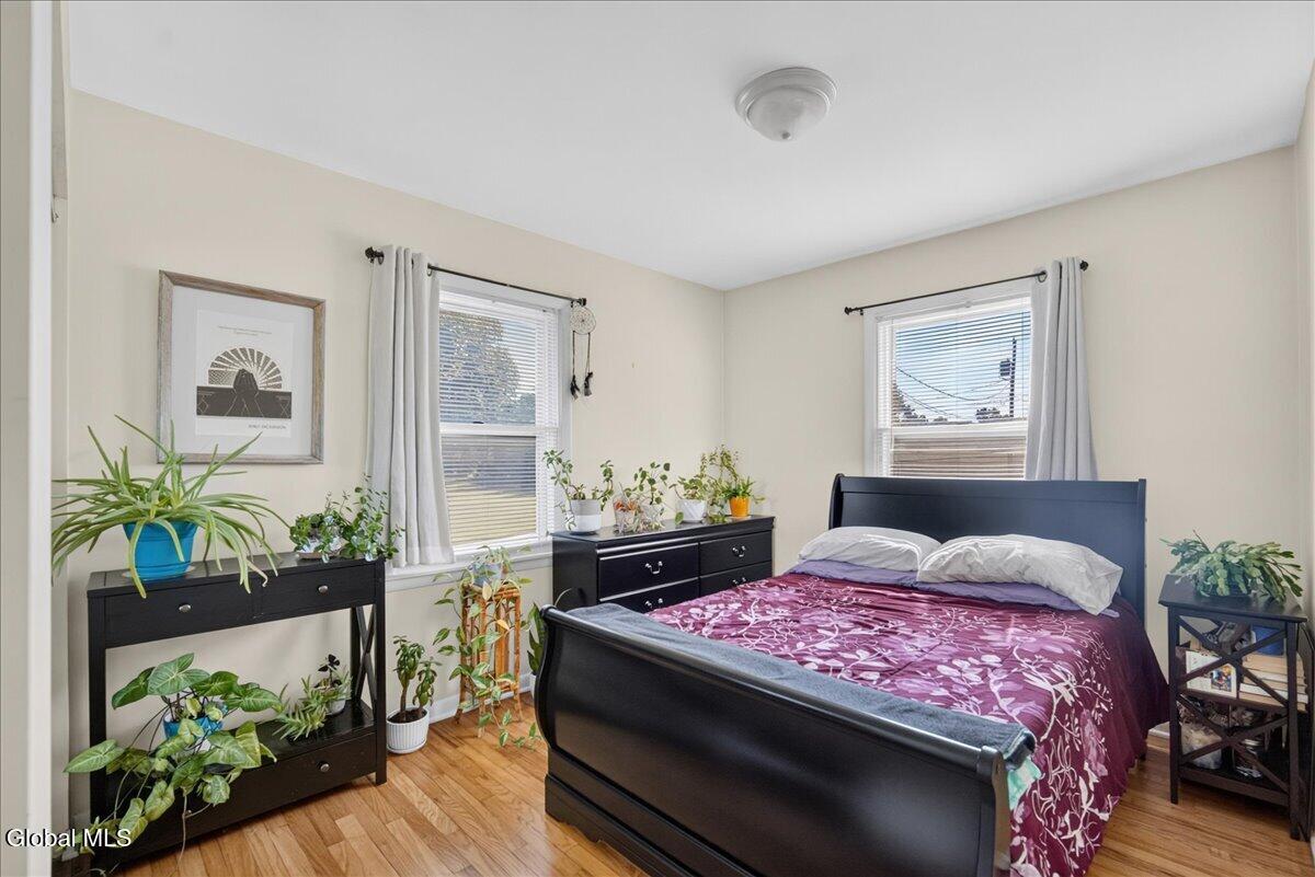 1119-1121 Raymond Road Malta NY 12020