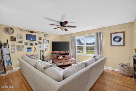 1119-1121 Raymond Road Malta NY 12020
