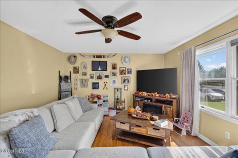 1119-1121 Raymond Road Malta NY 12020