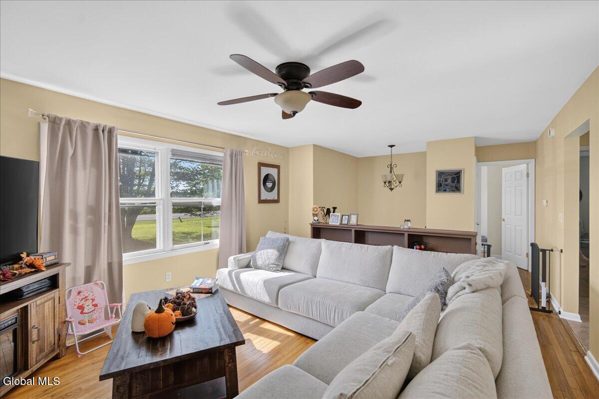 1119-1121 Raymond Road Malta NY 12020