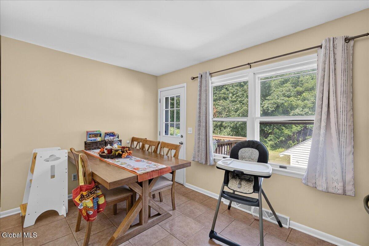 1119-1121 Raymond Road Malta NY 12020