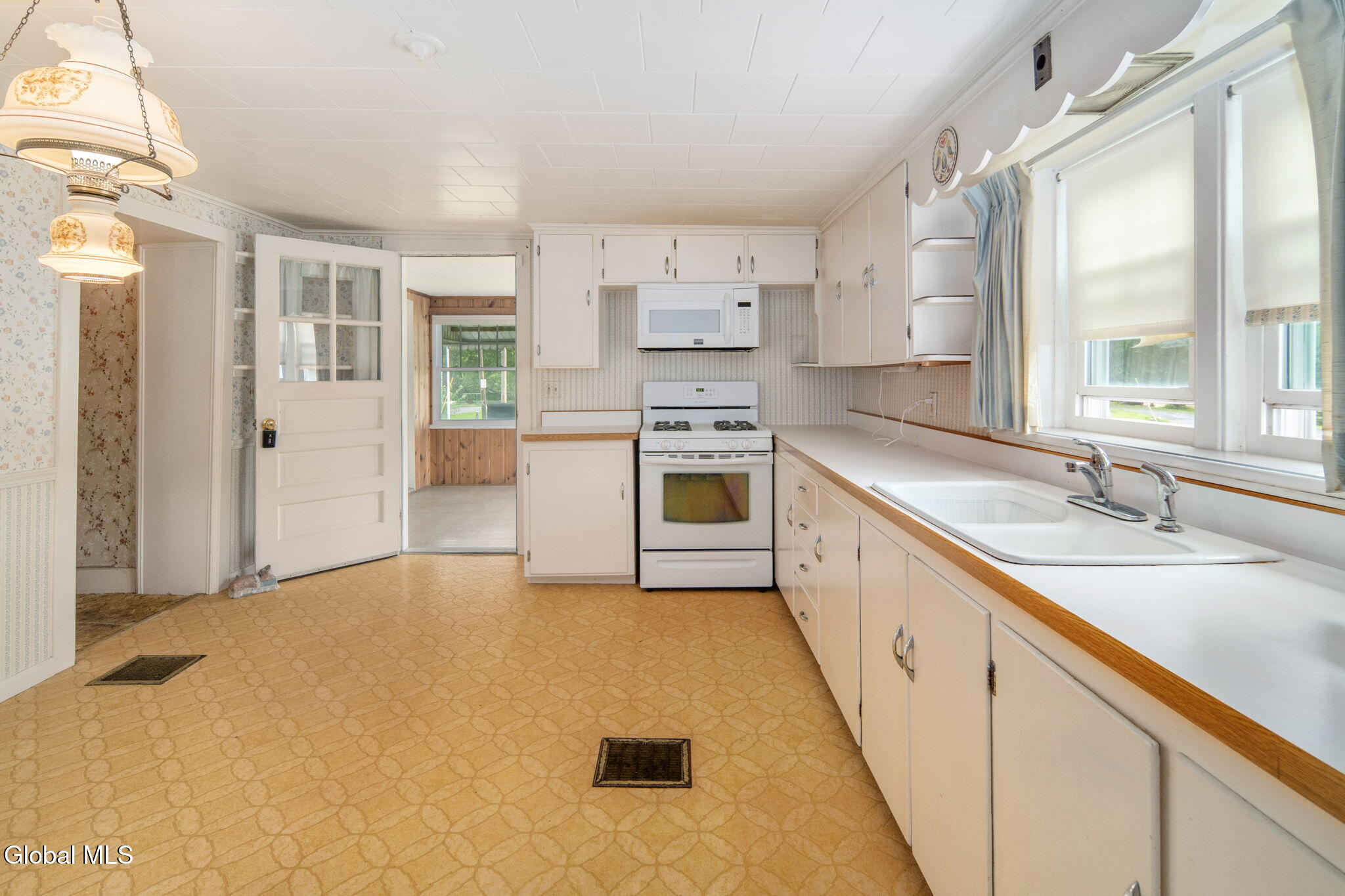 110 Main Street Ravena NY 12143