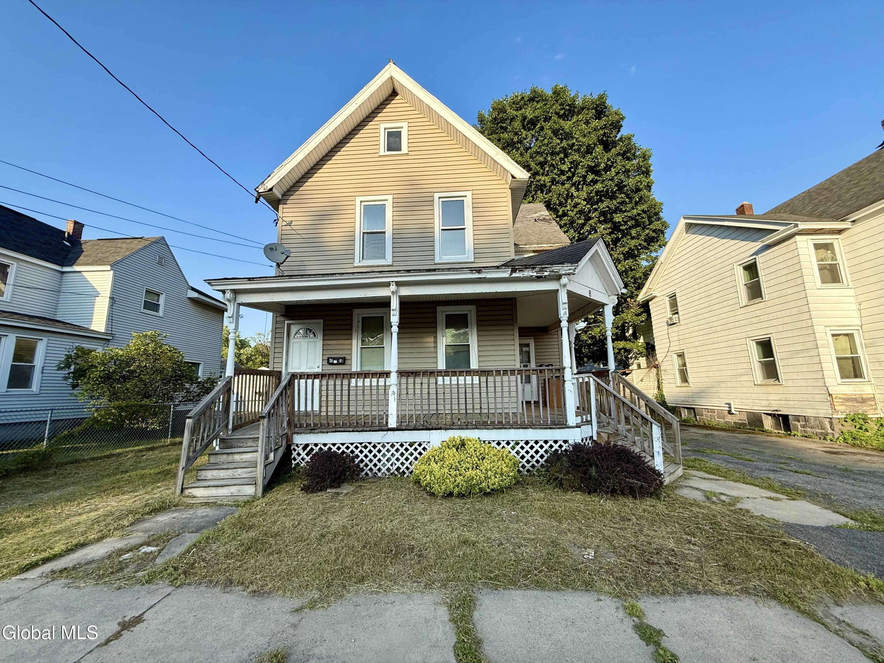 8 Lexington Avenue Gloversville NY 12078