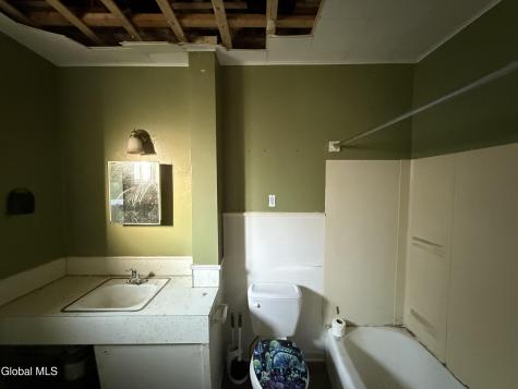 8 Lexington Avenue Gloversville NY 12078