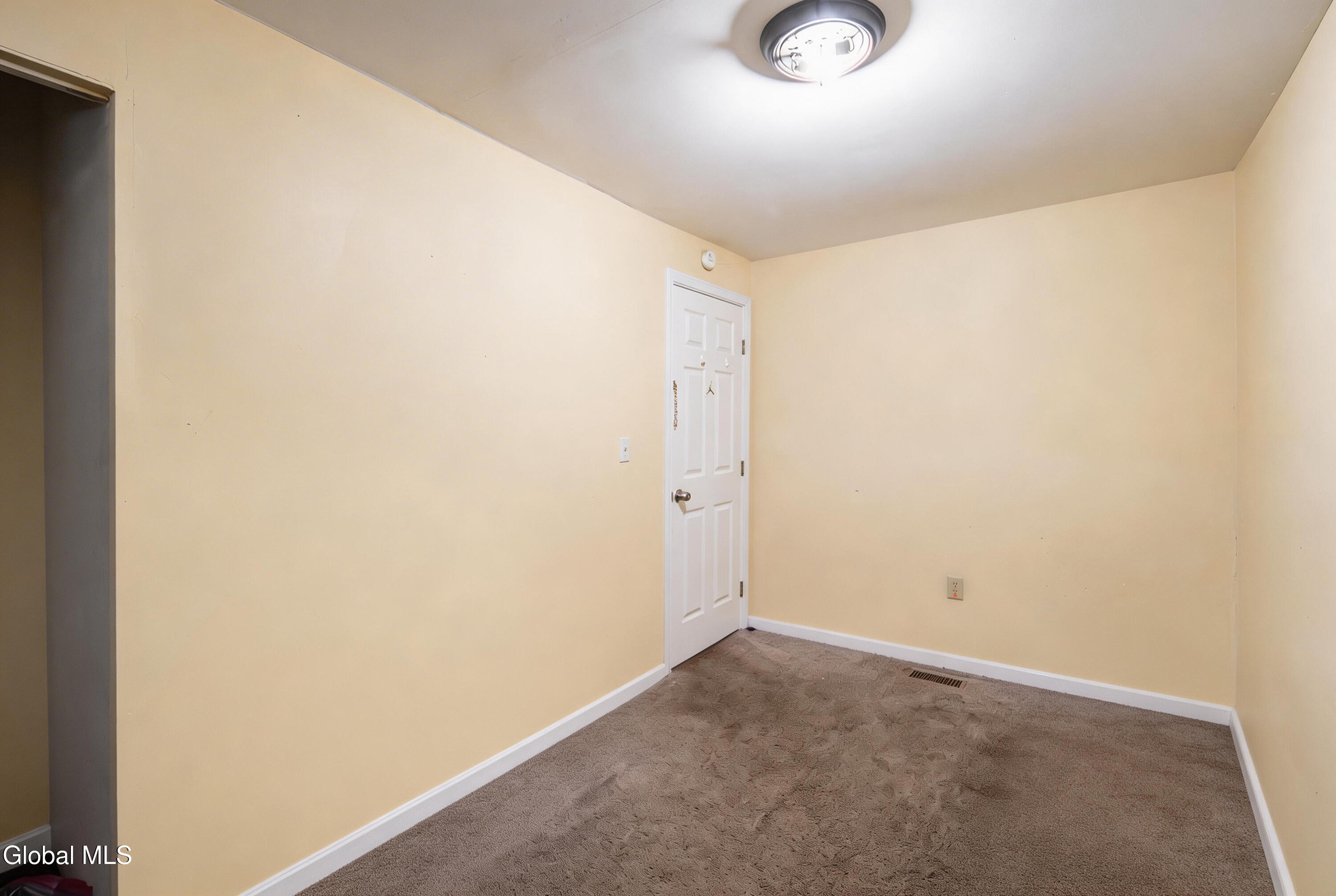 82 Ida Street Troy NY 12180