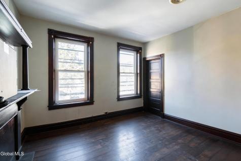 82 Ida Street Troy NY 12180