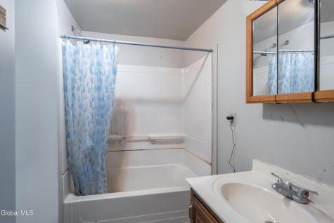 82 Ida Street Troy NY 12180