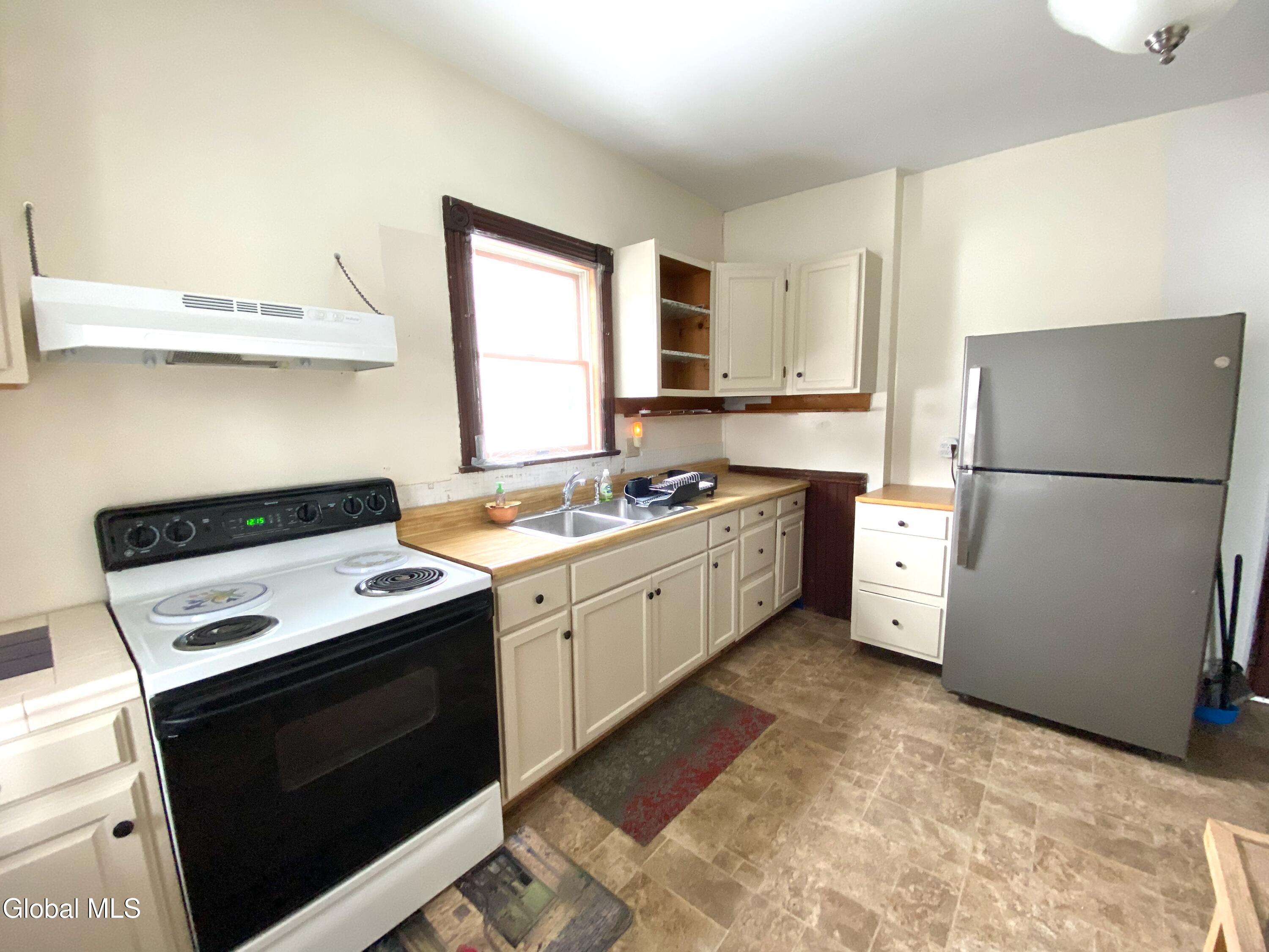 40 Voorheesville Avenue Voorheesville NY 12186