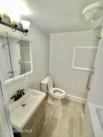 20 Paine Street Green Island NY 12183