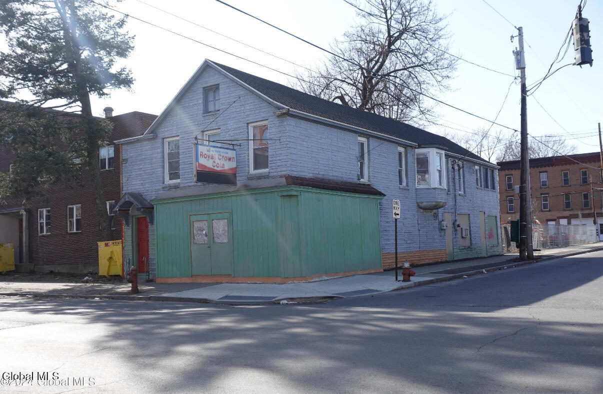 3081 6th Avenue Troy NY 12180