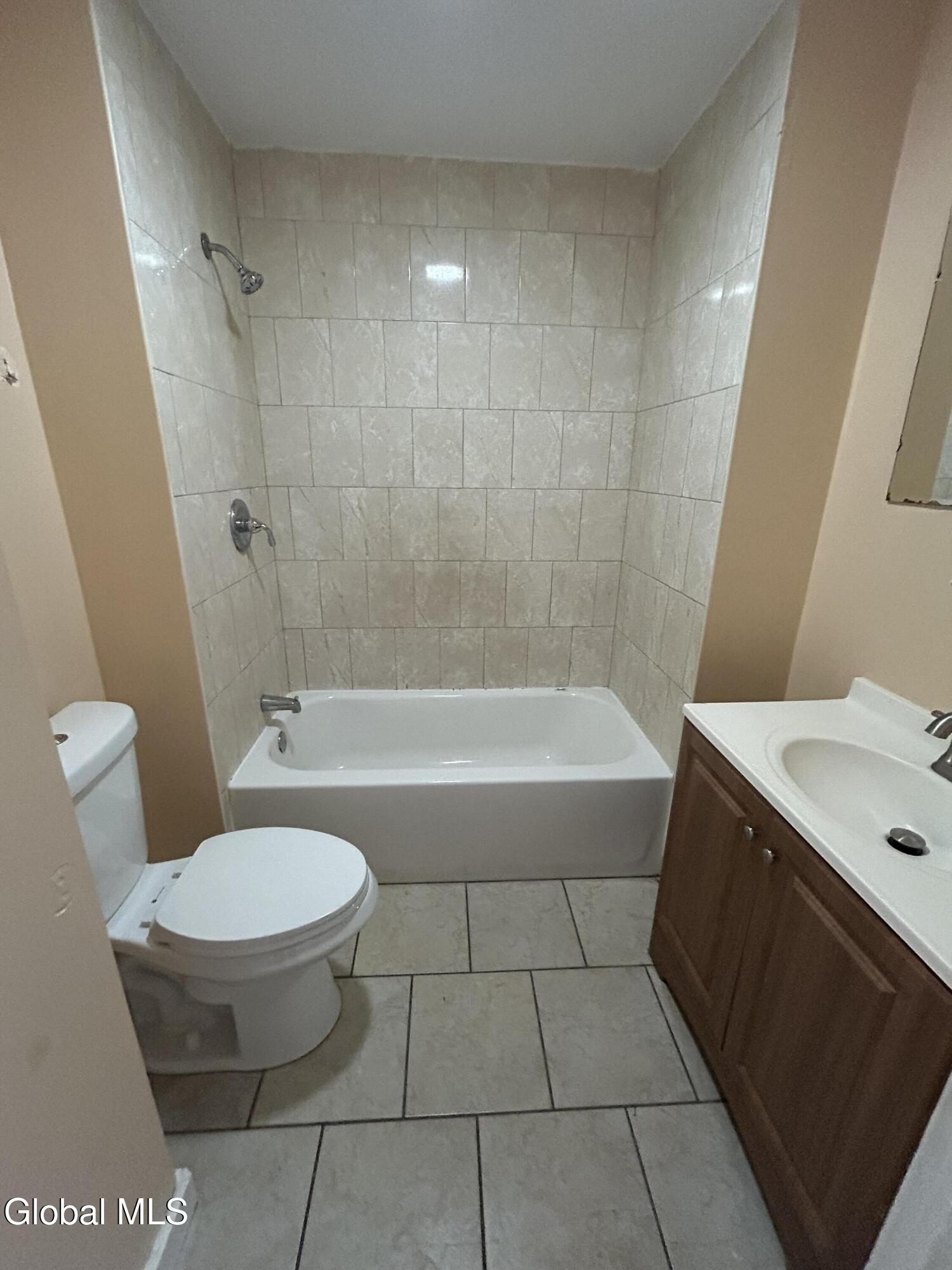 1075 Pleasant Street Schenectady NY 12303