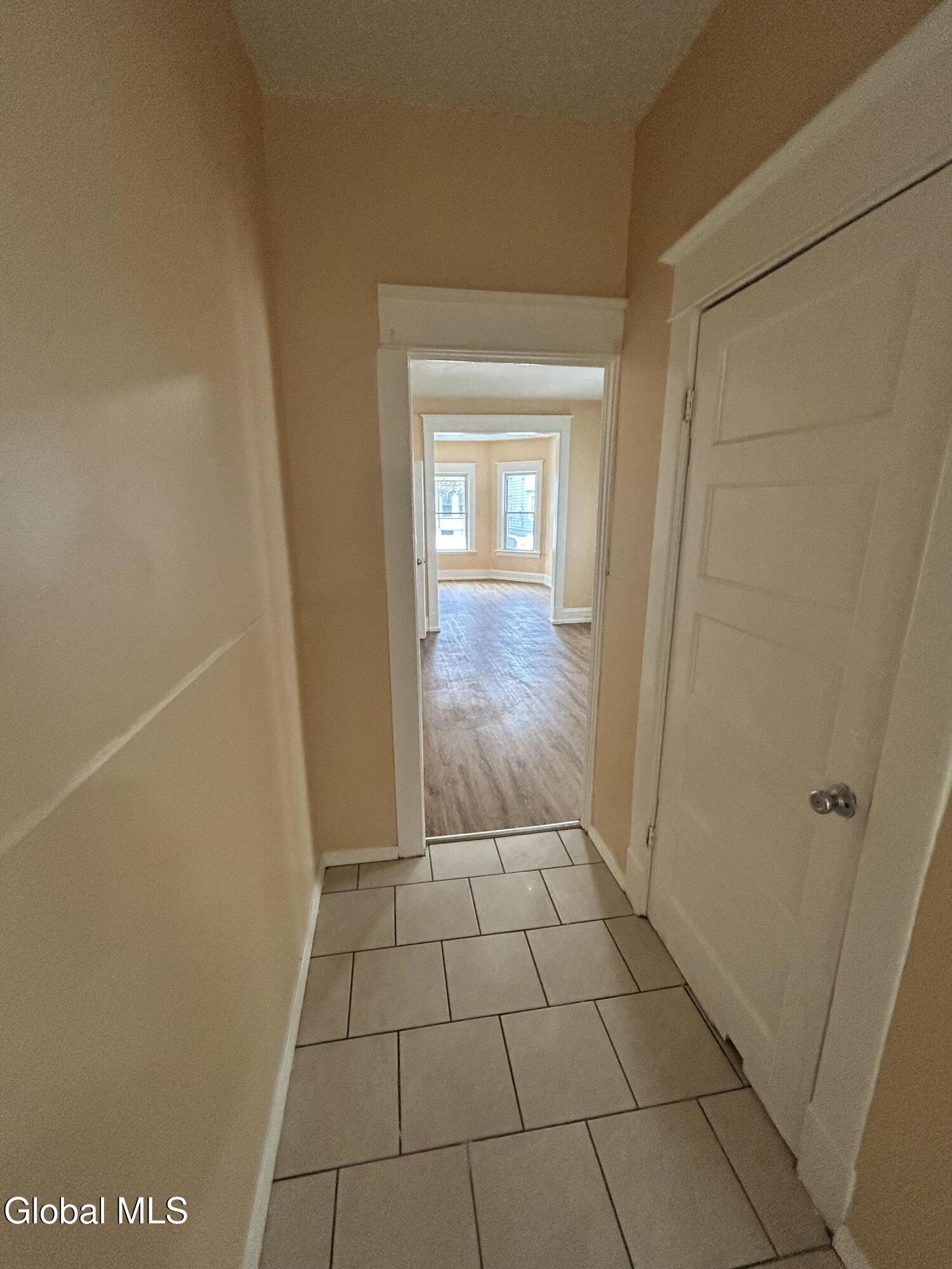 1075 Pleasant Street Schenectady NY 12303