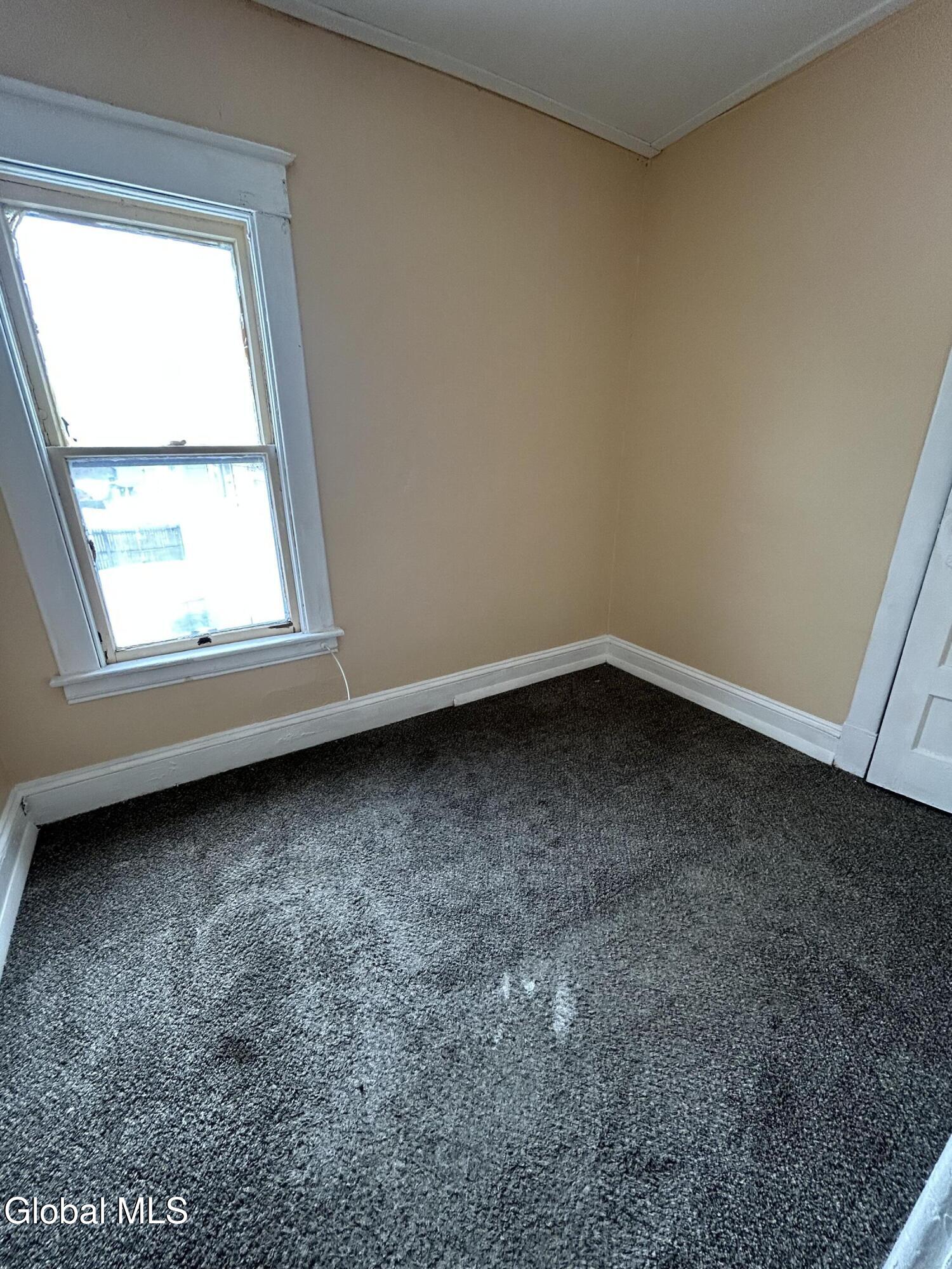 1075 Pleasant Street Schenectady NY 12303