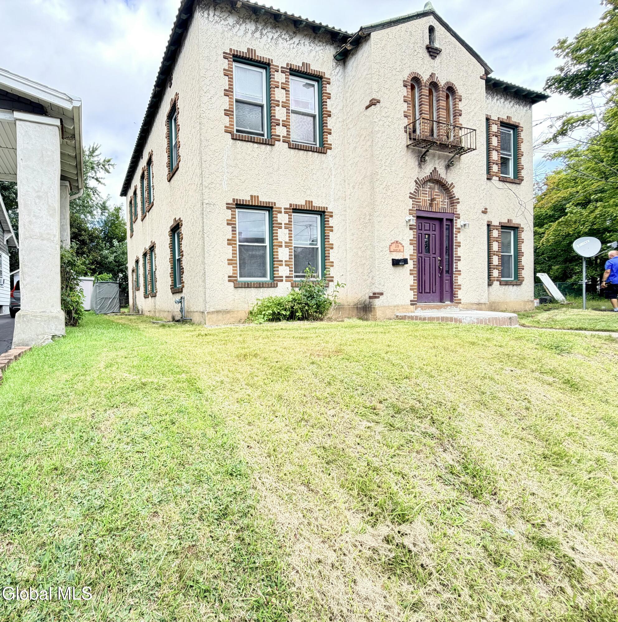 319 Mccarty Avenue Albany NY 12209