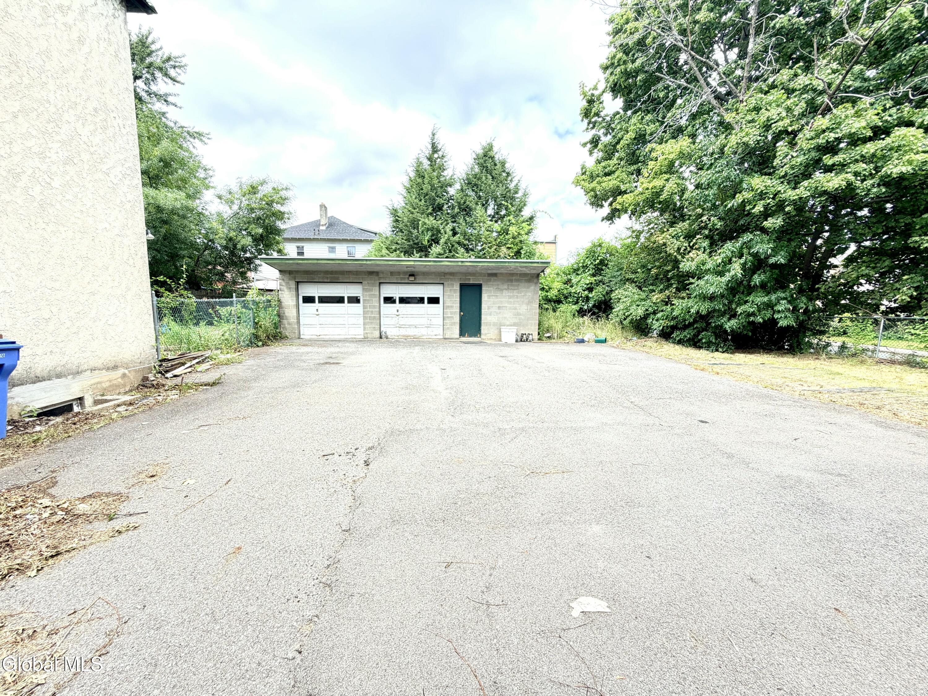 319 Mccarty Avenue Albany NY 12209