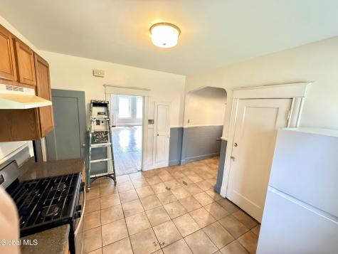319 Mccarty Avenue Albany NY 12209