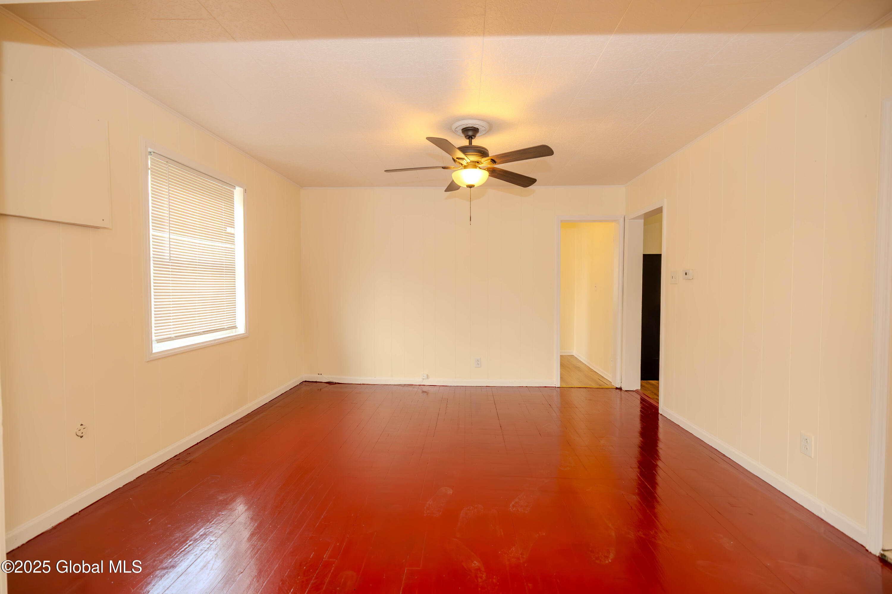 1374 10th Avenue Schenectady NY 12303