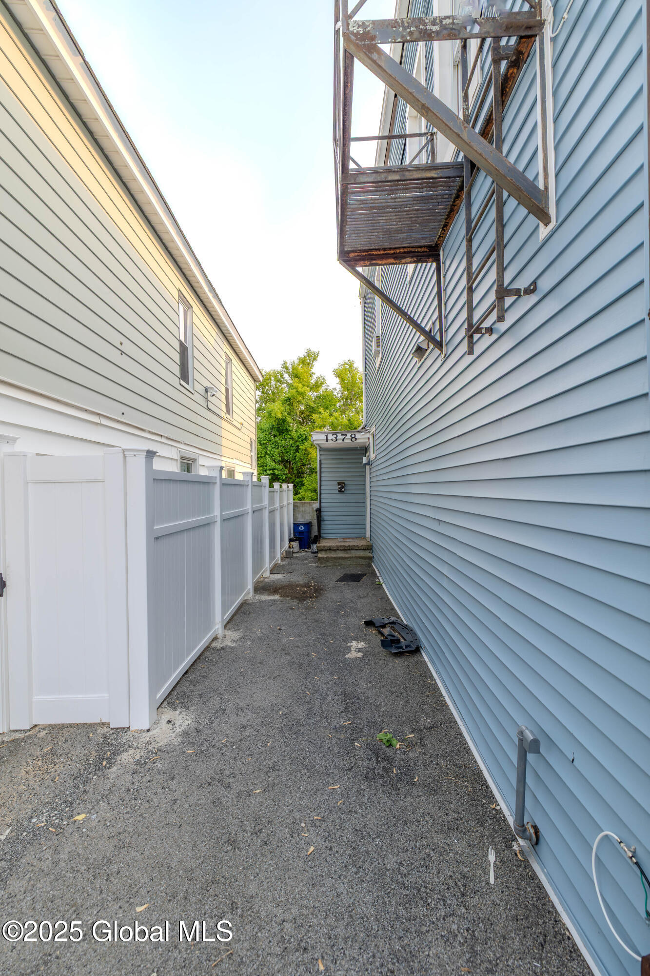 1374 10th Avenue Schenectady NY 12303