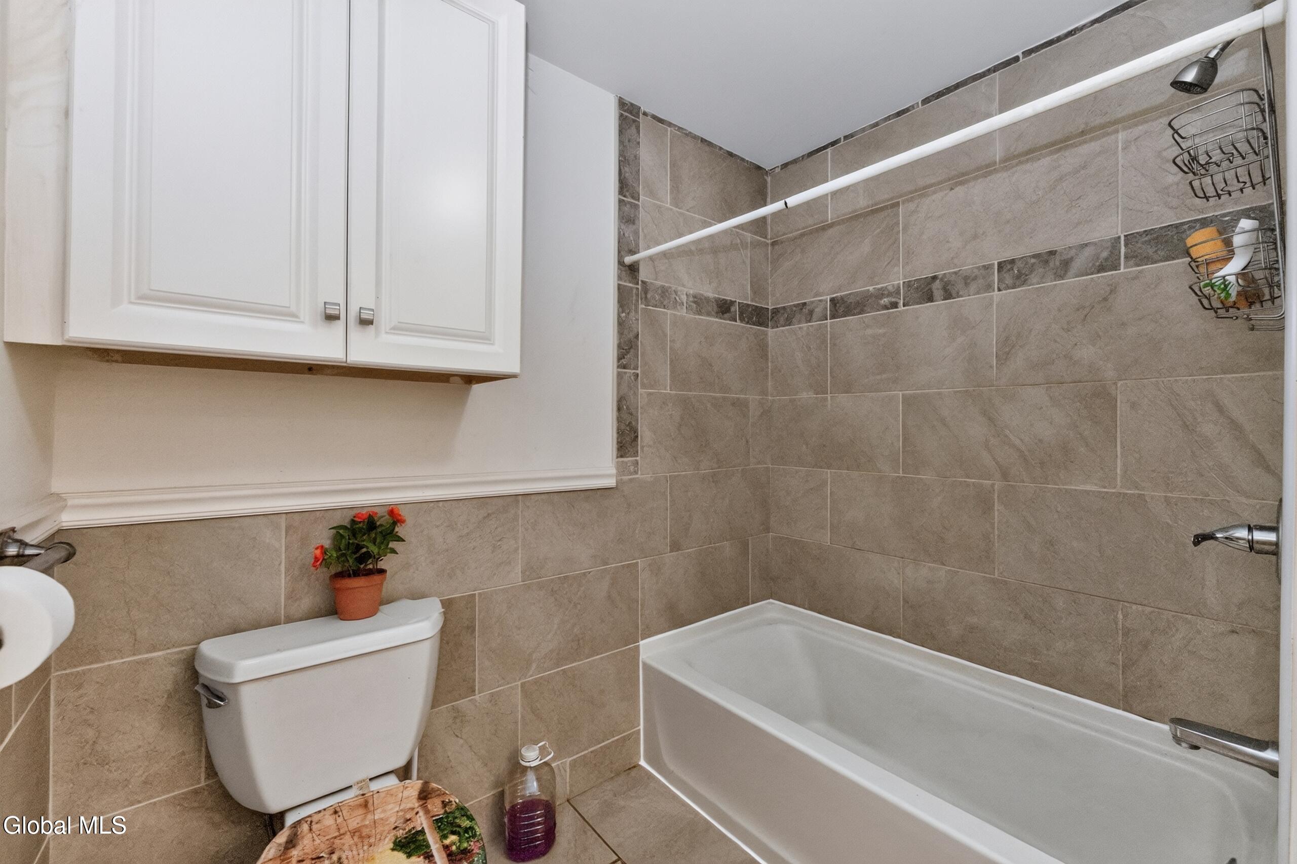 1508 Foster Avenue Schenectady NY 12308