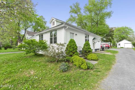294-296 New Salem South Road Voorheesville NY 12186