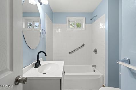 294-296 New Salem South Road Voorheesville NY 12186