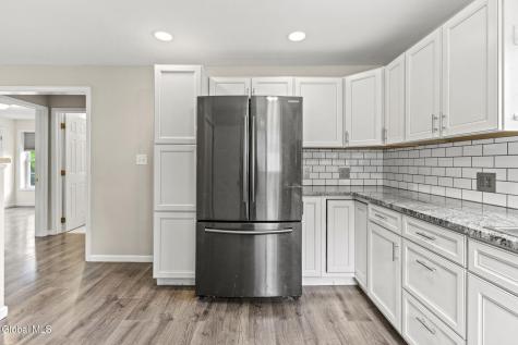 294-296 New Salem South Road Voorheesville NY 12186