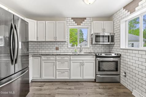 294-296 New Salem South Road Voorheesville NY 12186