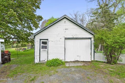 294-296 New Salem South Road Voorheesville NY 12186