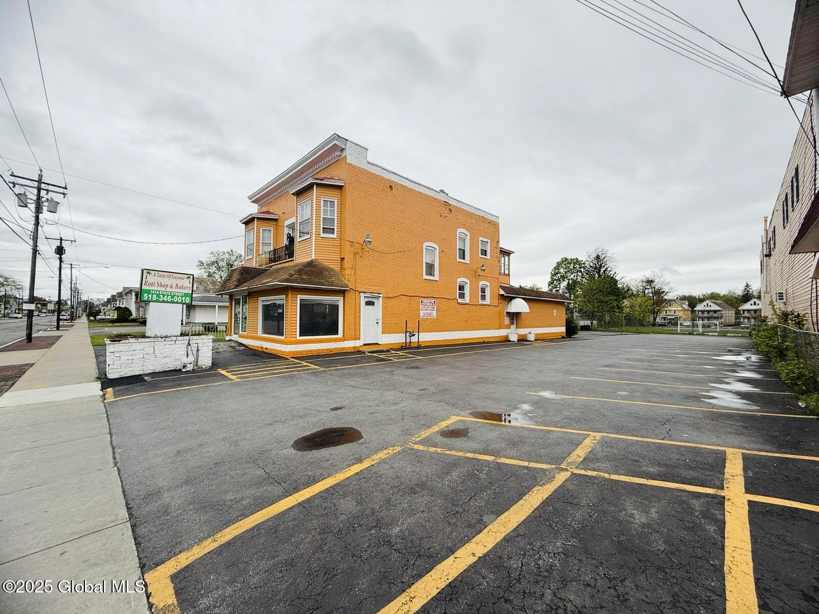 1414 N State Street Schenectady NY 12304