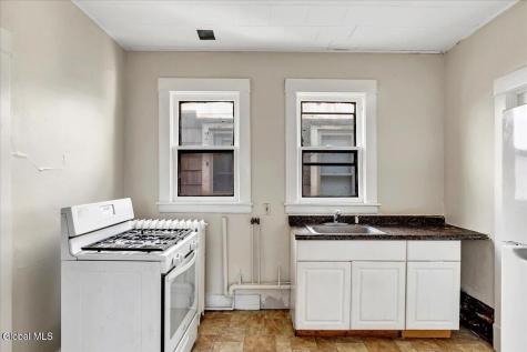 354 Second Avenue Albany NY 12209
