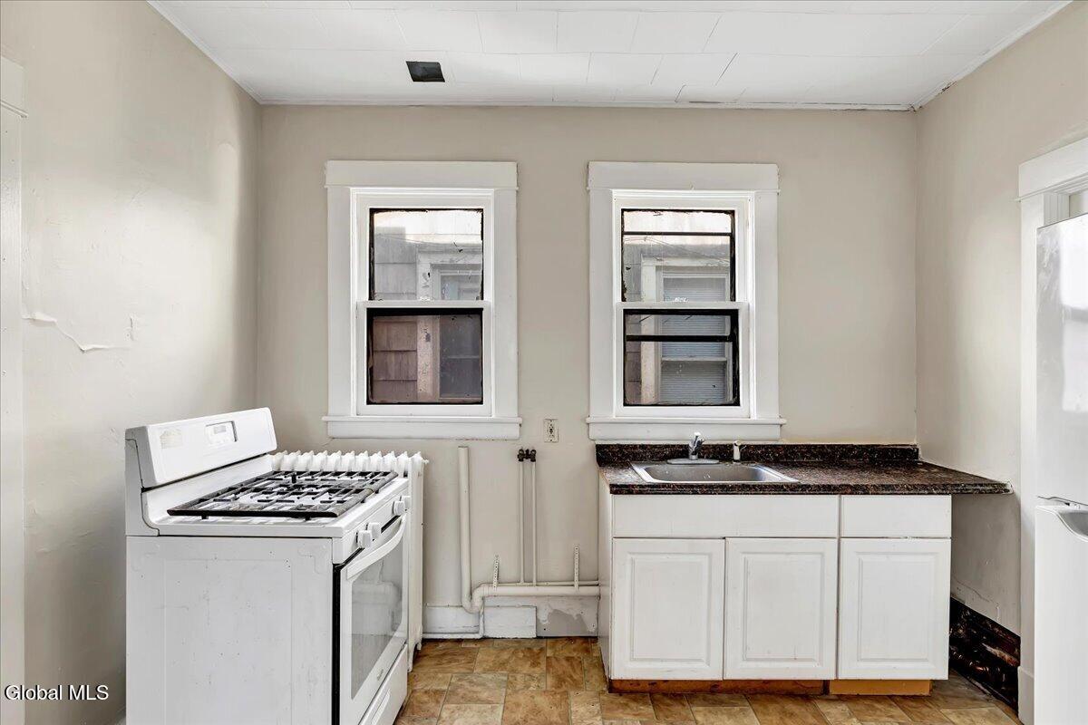 354 Second Avenue Albany NY 12209