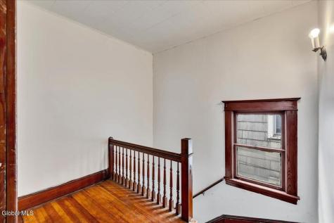 354 Second Avenue Albany NY 12209