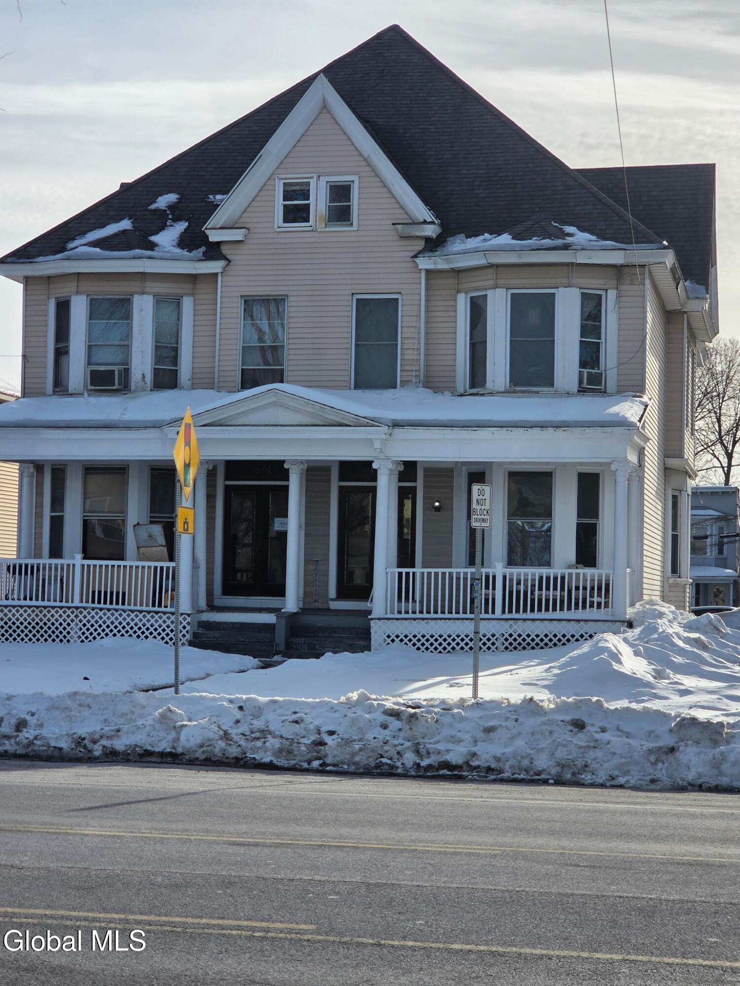 808B Madison Avenue Albany NY 12208