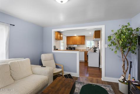 43 Ash Street Saratoga Springs NY 12866
