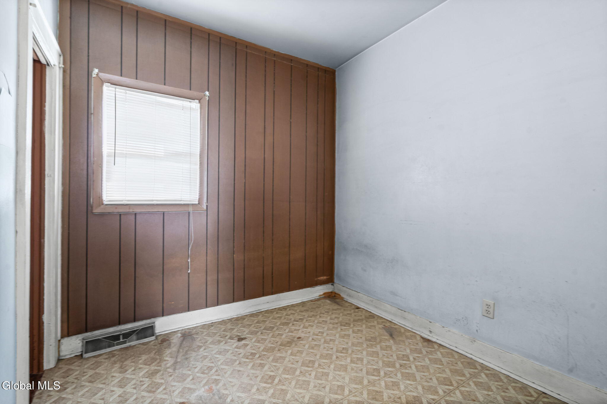 244 Park Place Schenectady NY 12305