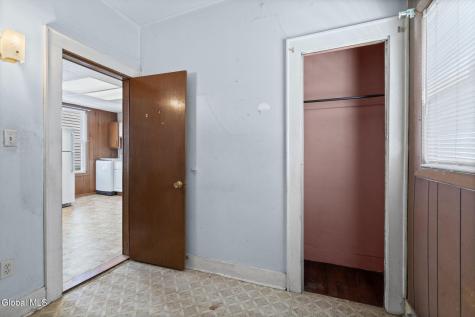 244 Park Place Schenectady NY 12305