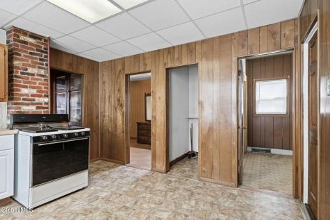 244 Park Place Schenectady NY 12305