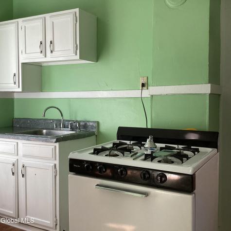 244 Park Place Schenectady NY 12305