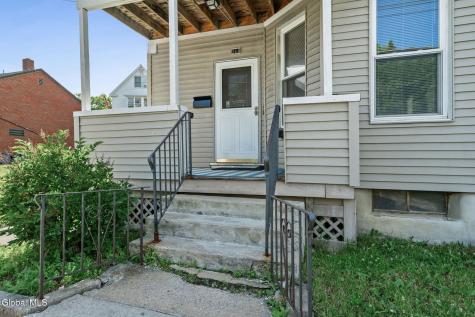 244 Park Place Schenectady NY 12305