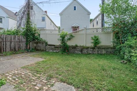 244 Park Place Schenectady NY 12305