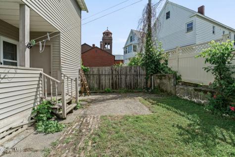 244 Park Place Schenectady NY 12305