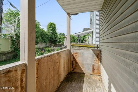 244 Park Place Schenectady NY 12305