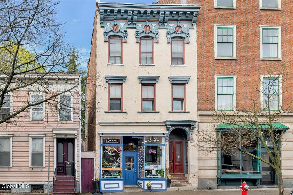 418 Madison Avenue Albany NY 12210