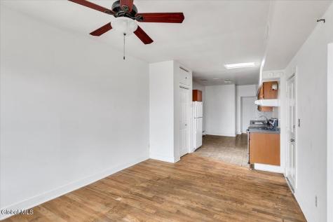 418 Madison Avenue Albany NY 12210