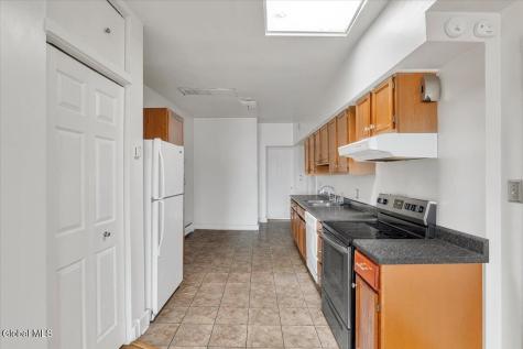 418 Madison Avenue Albany NY 12210