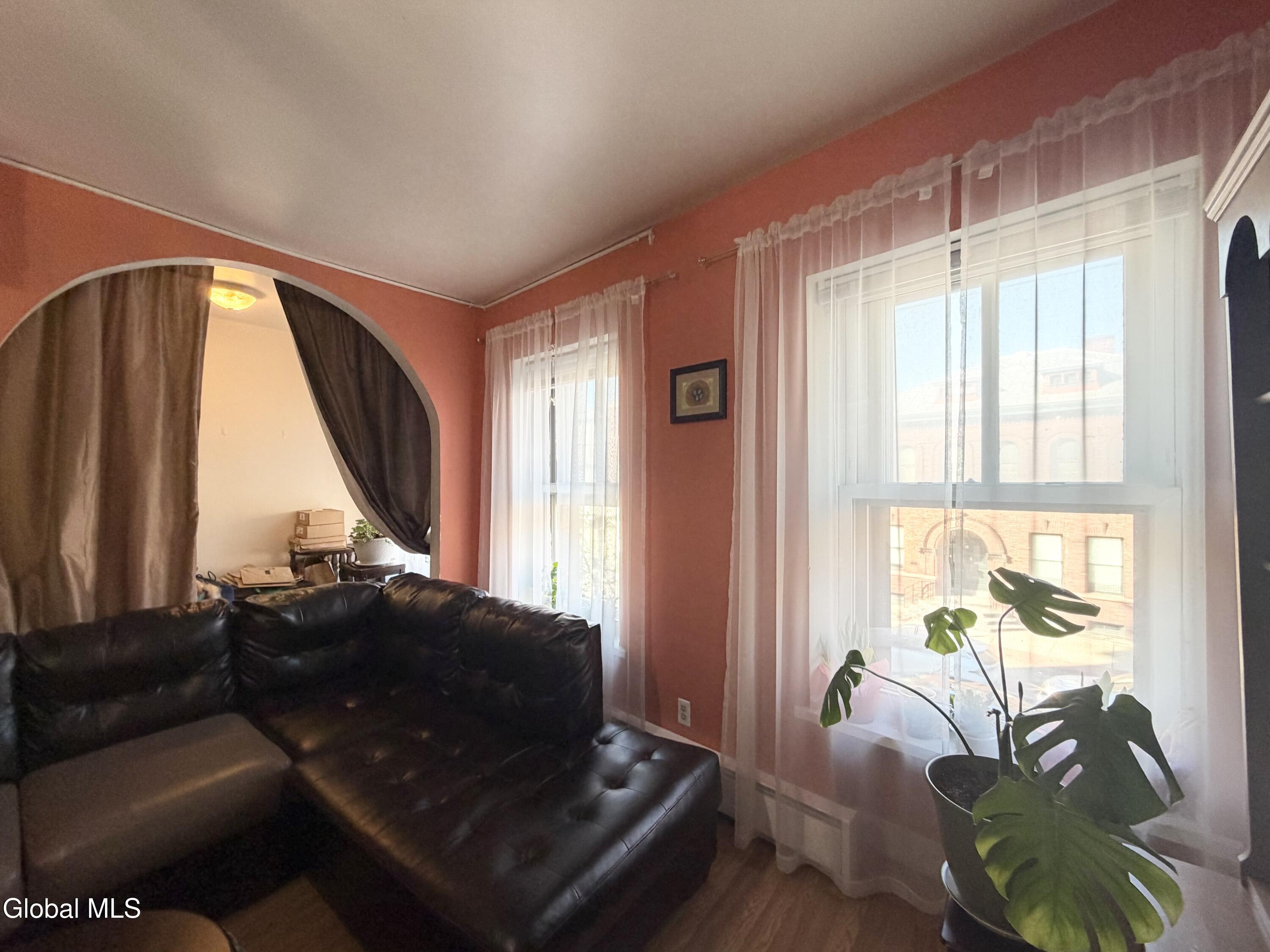 418 Madison Avenue Albany NY 12210